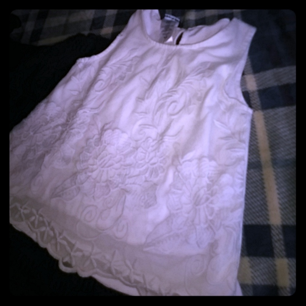 White lace tank